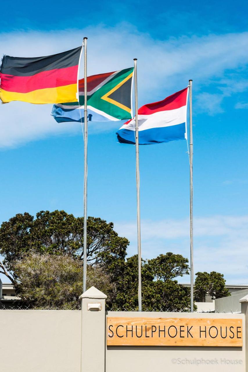Schulphoek Seafront House Германус Екстер'єр фото Flags of the B9 countries